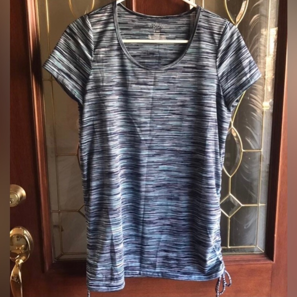 NWOT a:glow Marled Stretchy Drawstring Side Maternity Top Size Medium